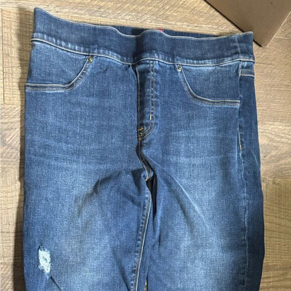 Spanx Distressed Ankle Skinny Jeans, Medium Wash Pull On Size Medium - Picture 12 of 16